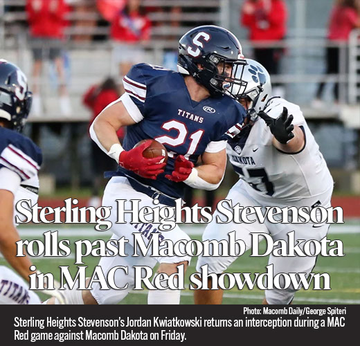 Stevenson rolls past Dakota in MAC Red football showdown 