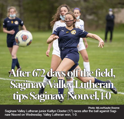 Valley Lutheran, Nouvel girls soccer teams ‘just happy to play’ 