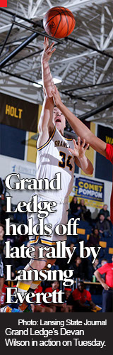 Led by sophomore Isaiah Bailey, Grand Ledge basketball holds off late Everett rally 